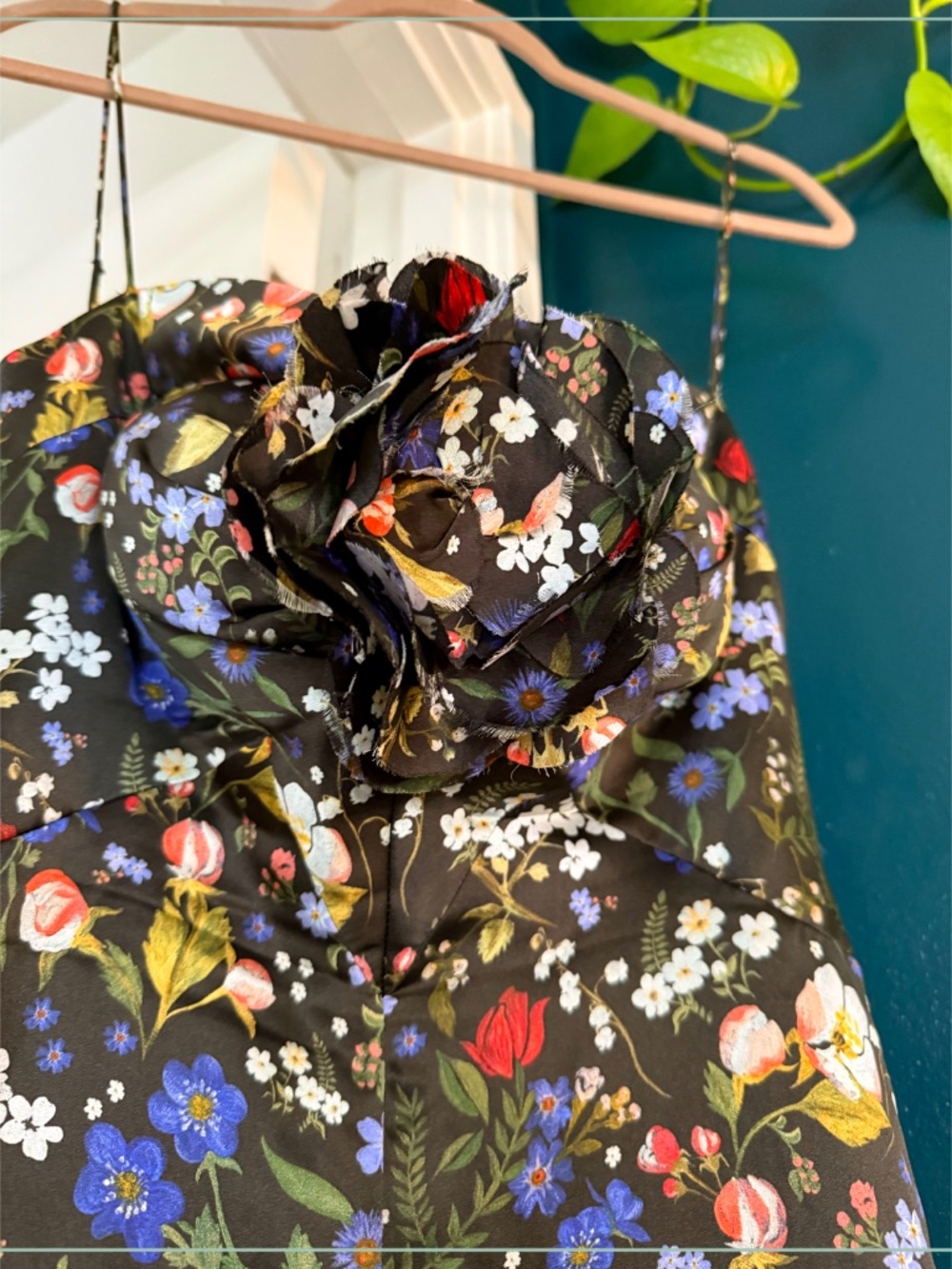 $2490 The Vampire’s Wife Paradise Road Liberty Silk Satin Runway Dress - Picture 5 of 14